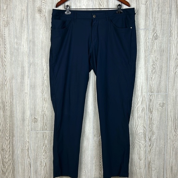 Lululemon ABC Pants Classic Fit Size 38 M5426S Navy Blue - Picture 1 of 12